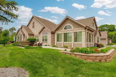 15370 Huff Way, Brookfield, WI 53005