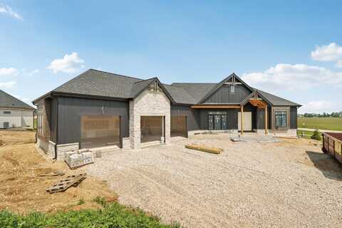 W279n6010 Serenity Dr, Sussex, WI 53089