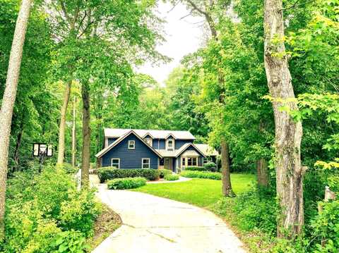 W290n9483 Dieball Rd, Colgate, WI 53017