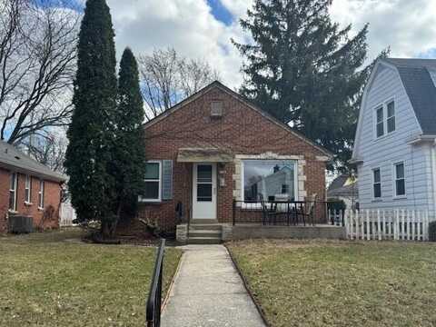 7901 W Hadley St, Milwaukee, WI 53222