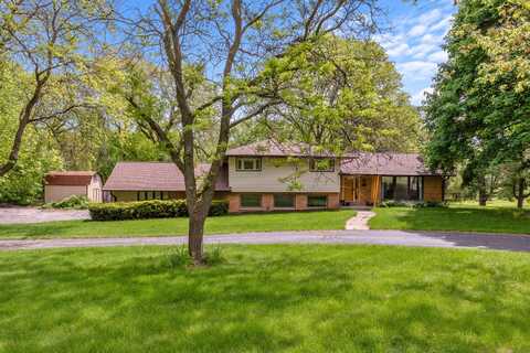 4350 Meadow Vw, Brookfield, WI 53005