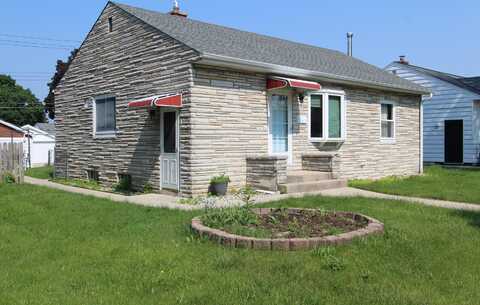 3253 S 68th St, Milwaukee, WI 53219