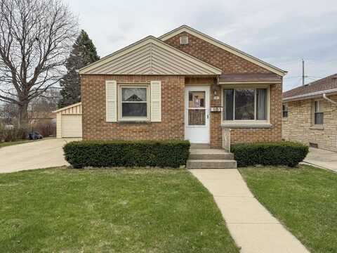 181 W Van Norman Ave, Milwaukee, WI 53207