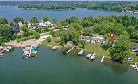 N7317 Chapel Dr, Whitewater, WI 53190