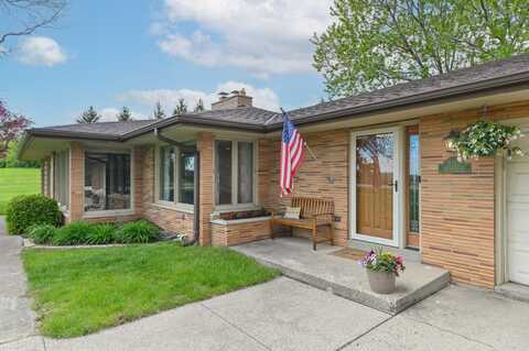 N112w19702 Mequon Rd, Germantown, WI 53022
