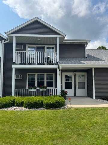 276 S Mountin Dr, Mayville, WI 53050