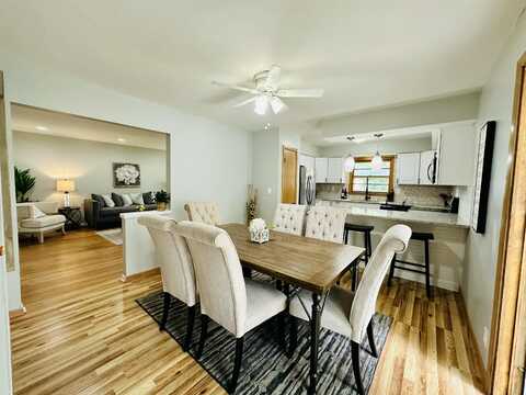 3907 N 84 St, Milwaukee, WI 53222
