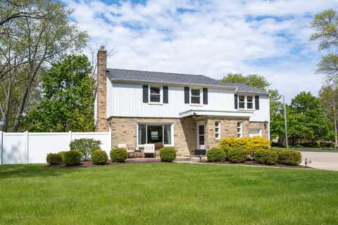 6935 N Yates Rd, Fox Point, WI 53217