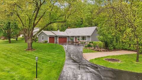 S29w29918 S Bethesda Cir, Waukesha, WI 53188
