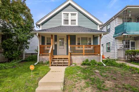 1937 S 72nd St, West Allis, WI 53219