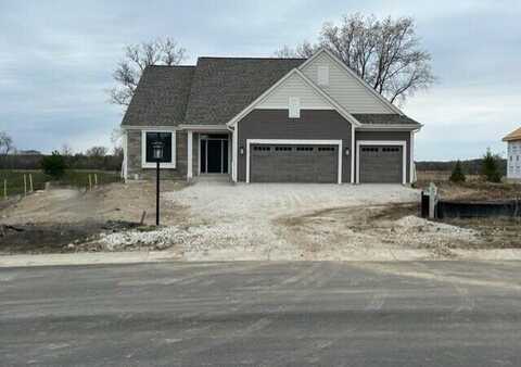 W251n2367 Valleyview Cir, Pewaukee, WI 53072