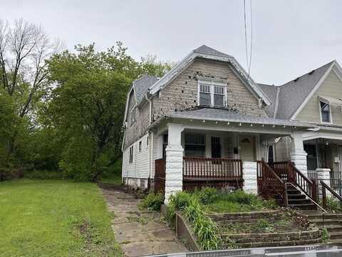 3361 N 1st St, Milwaukee, WI 53212