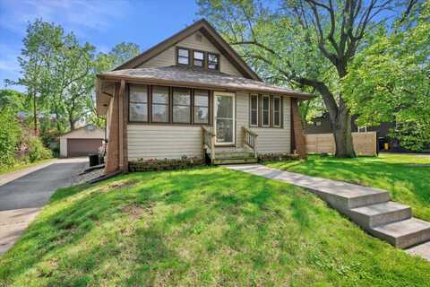 8511 W Orchard St, West Allis, WI 53214