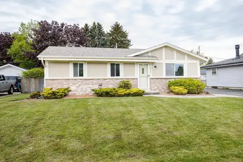6918 Revere Rd, Racine, WI 53402