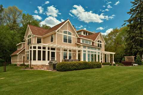 5550 Cedar Beach South -, Belgium, WI 53004