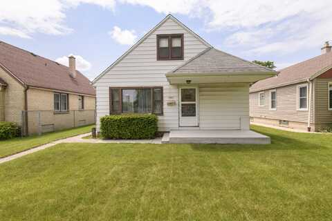 3861 S 13th St, Milwaukee, WI 53221