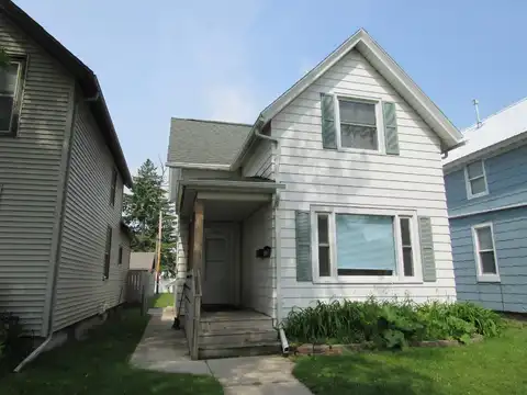 1326 N 11th St, Sheboygan, WI 53081