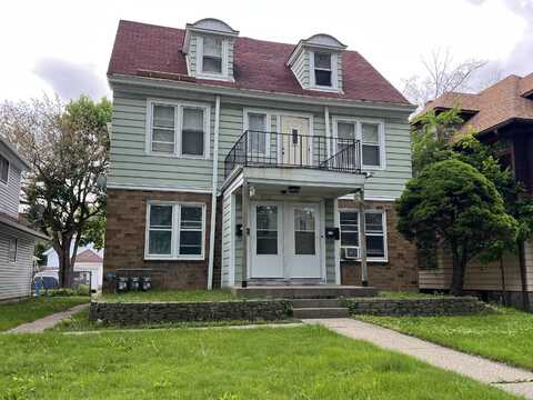 2919 N 50th St, Milwaukee, WI 53210