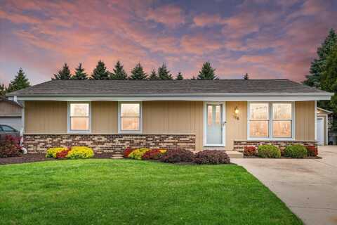 116 W Goldleaf Ave, Milwaukee, WI 53207