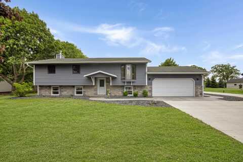 6319 373rd Ave, Burlington, WI 53105