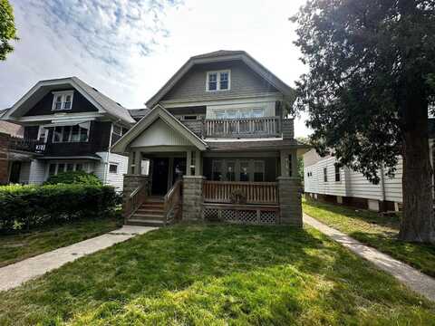 2544 N 49th St, Milwaukee, WI 53210