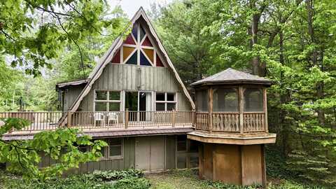 N1610 Spirit Ridge Rd, Keshena, WI 54135