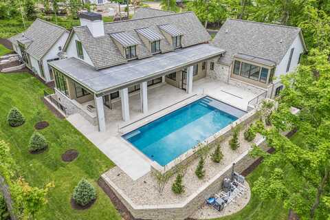 1572 N Creekside Ln, Lake Geneva, WI 53147
