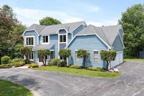 495 N Waterville Rd, Summit, WI 53066