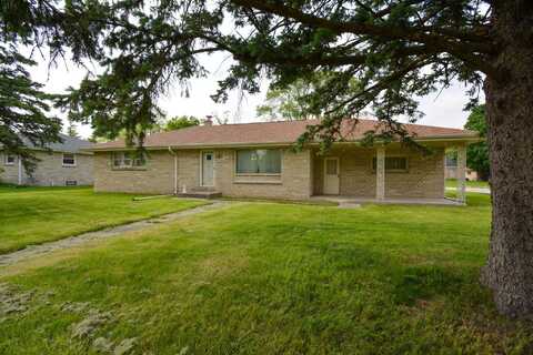3020 W Edgerton Ave, Greenfield, WI 53221