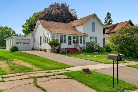 103 First St, Ontario, WI 54651