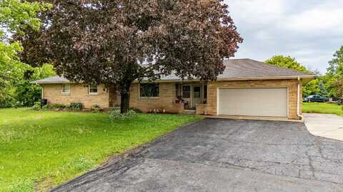 6980 S 51st St, Franklin, WI 53132