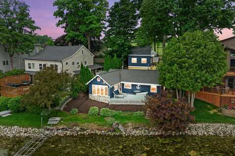 55 Stark Rd, Random Lake, WI 53075