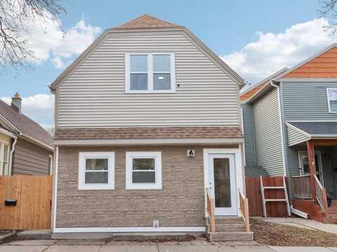 2533 S Austin St, Milwaukee, WI 53207