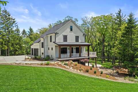 W301s5534 Highway 83 -, Mukwonago, WI 53149
