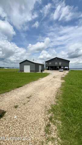 1216 Eagle Lake Shore Road Road, Vicksburg, MS 39183