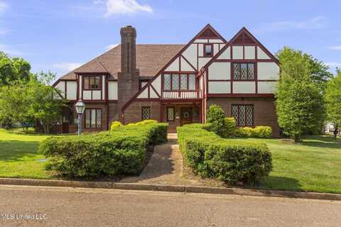 316 Meadow Creek Place, Jackson, MS 39211