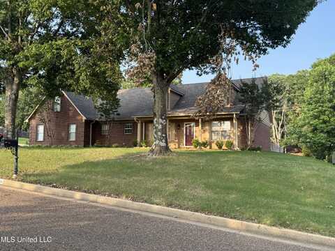 3258 S Big Ben, Hernando, MS 38632