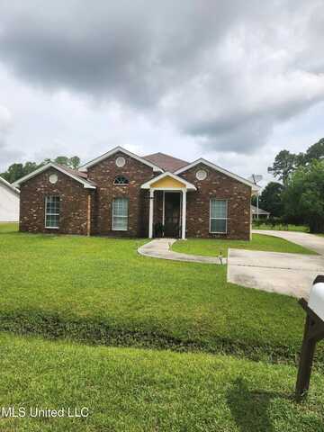 216 Dogwood Street, Waveland, MS 39576