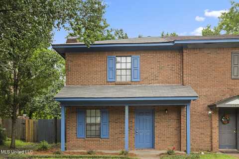 2425a River Oaks Boulevard, Jackson, MS 39211