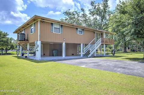 39 Harrison Road, Bay Saint Louis, MS 39520