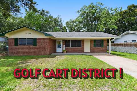 205 Walnut Drive, Ocean Springs, MS 39564