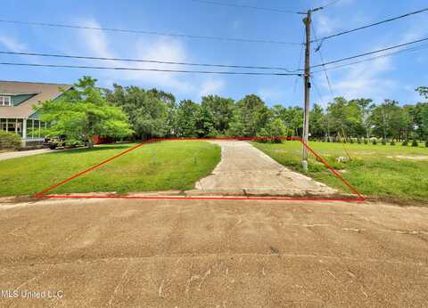 108 Seabrook Drive, Waveland, MS 39576