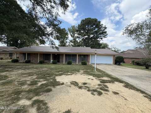 145 Swan Lake Drive, Jackson, MS 39212