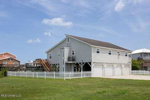 11088 Tahiti Street, Bay Saint Louis, MS 39520