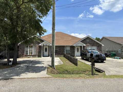 4044 Camellia Street, Bay Saint Louis, MS 39520