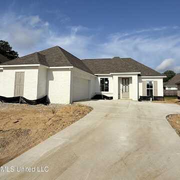 333 Willow Way, Canton, MS 39046