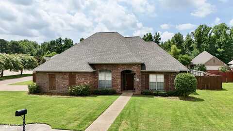 150 Choctaw Bend, Clinton, MS 39056