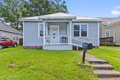 4006 Pine Street, Pascagoula, MS 39567