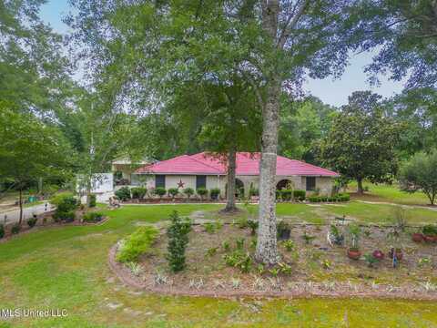 18581 W Wortham Road, Saucier, MS 39574