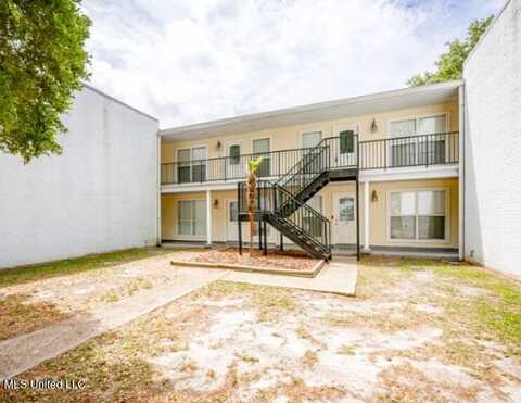 3230 Cumberland Road, Ocean Springs, MS 39564